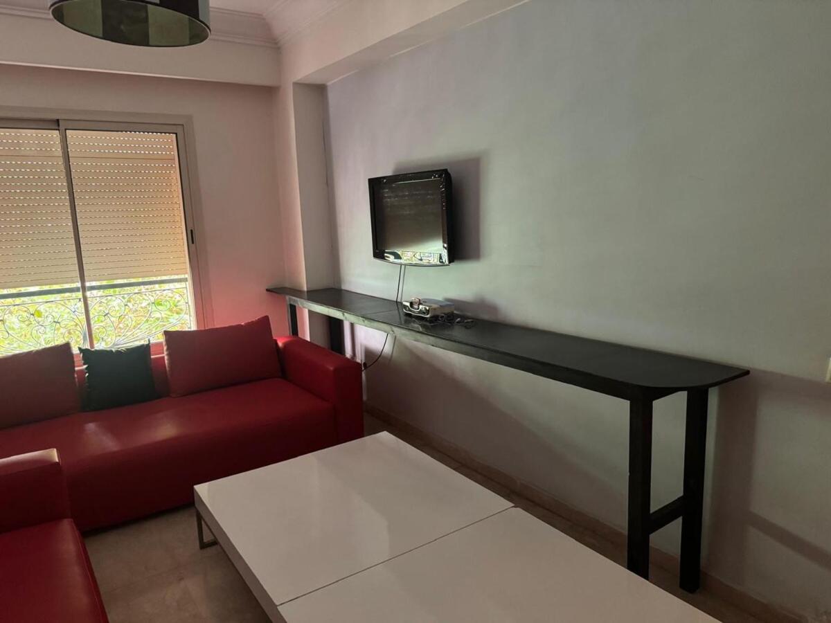 Beau Duplex Fonctionnel Avec Piscine Appartement
